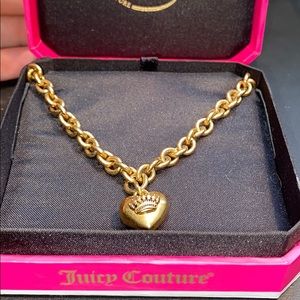 Gold chain necklace